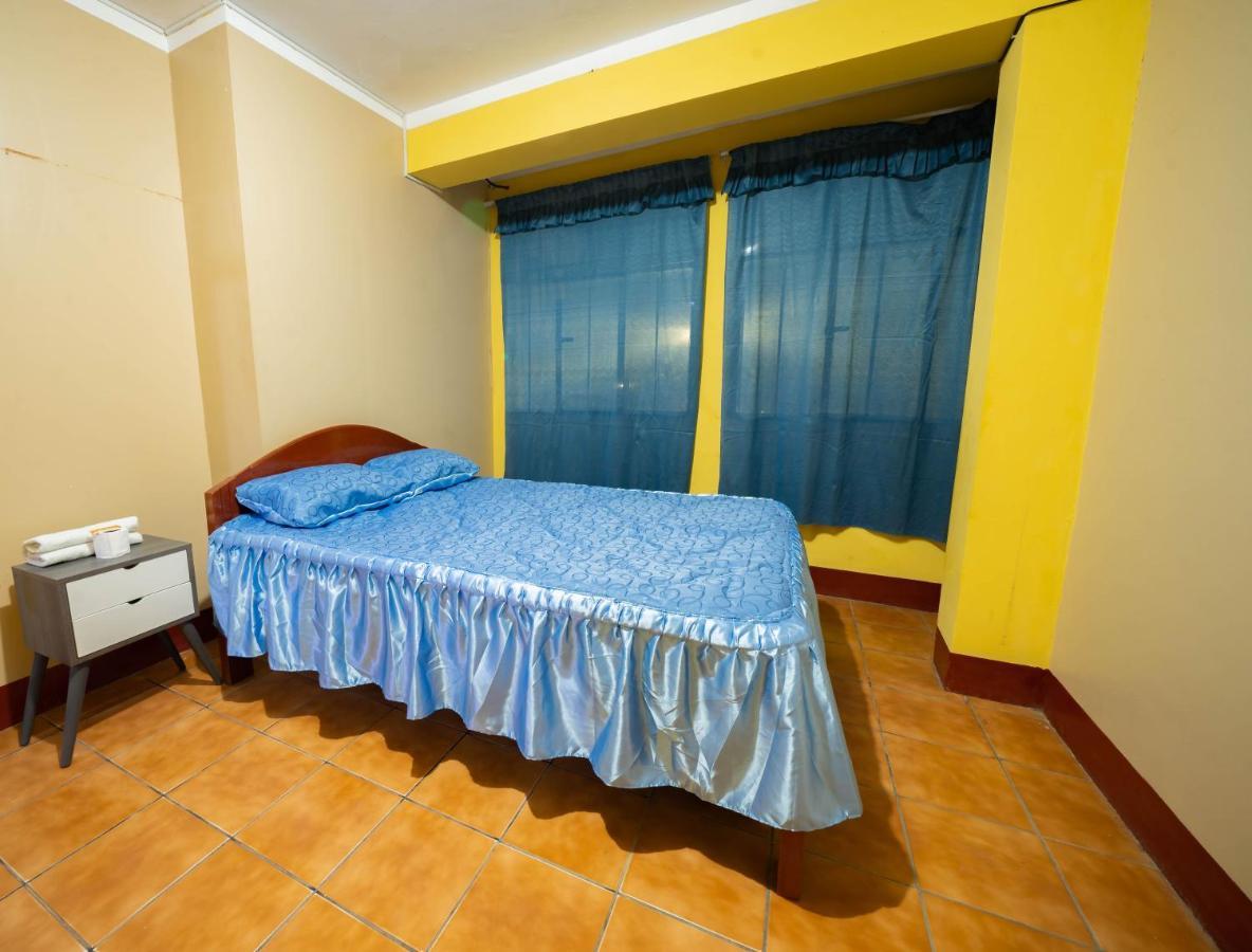 Hostal Tarapaca 호텔 Huánuco 외부 사진